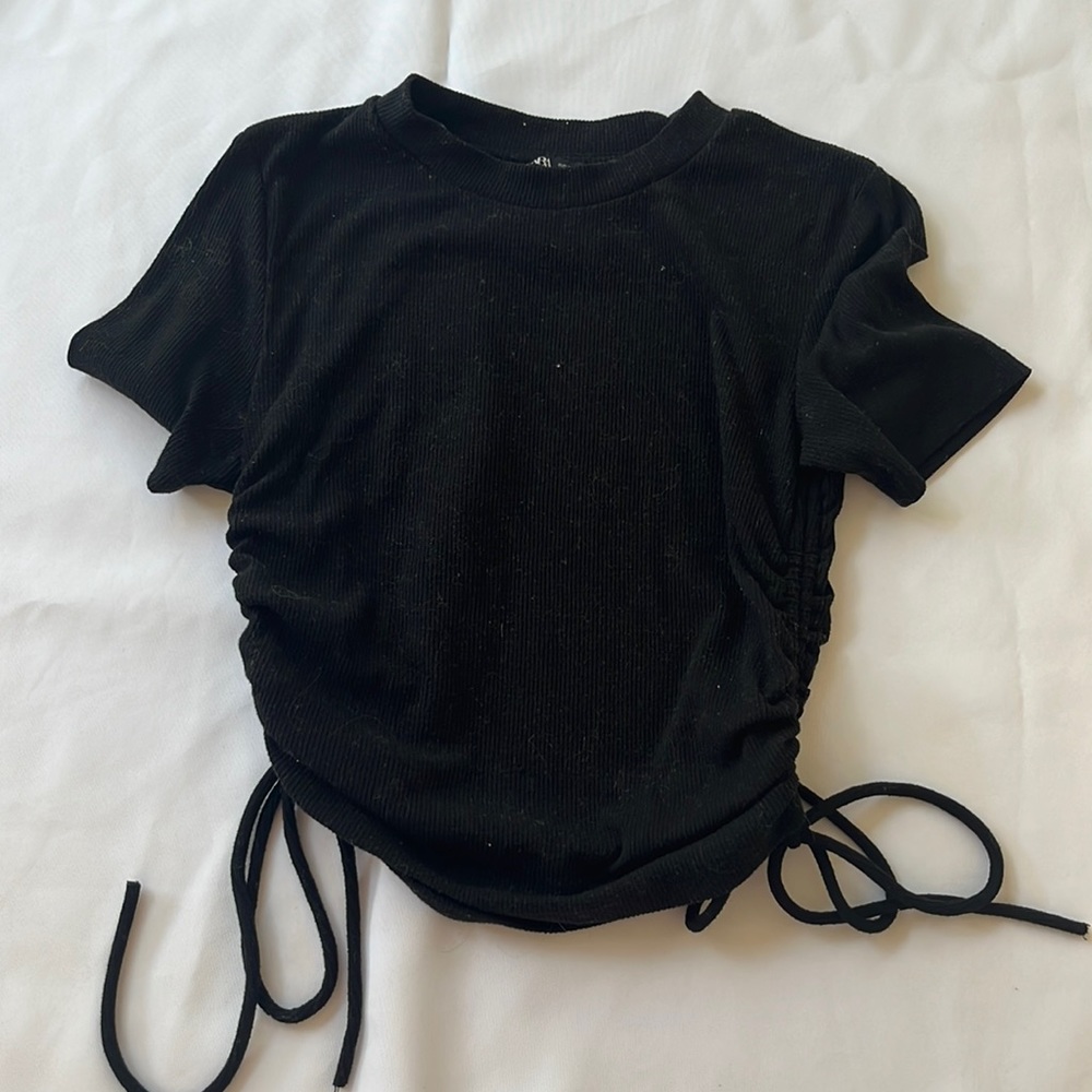 Zara Women’s black tie crop top in size small